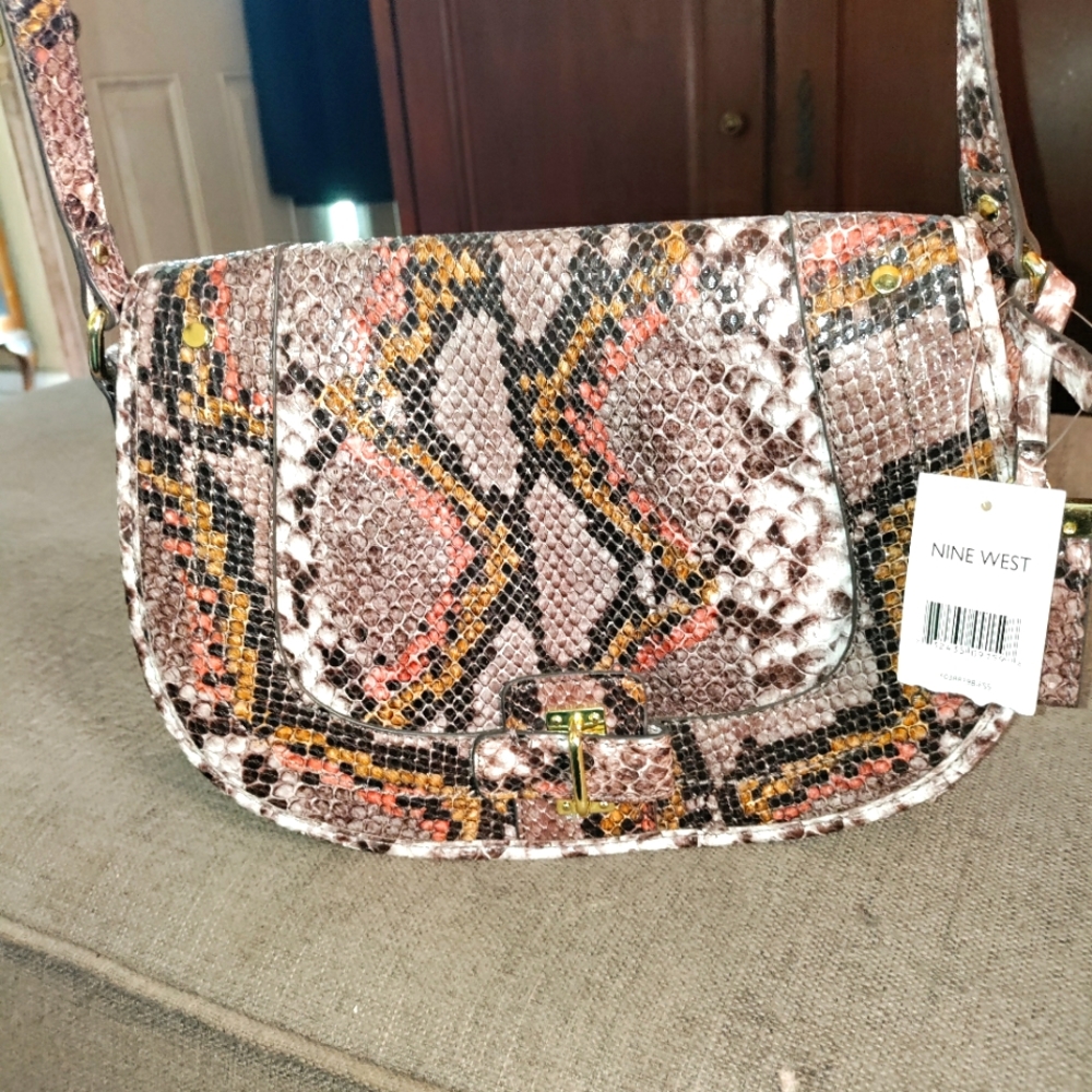 🐍Nine West Snake Skin Crossbody/ Messenger NWT